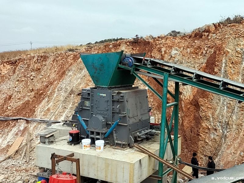 可逆锤式破碎机